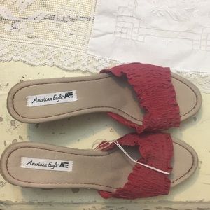 American Eagle Red wedge